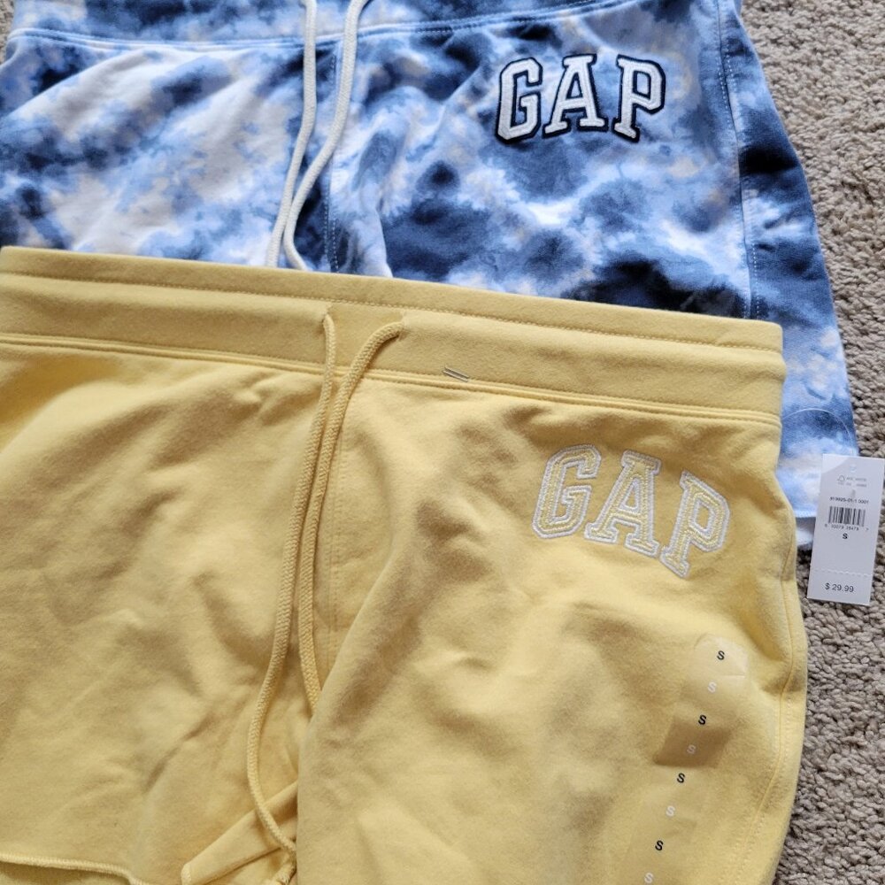 Gap shorts